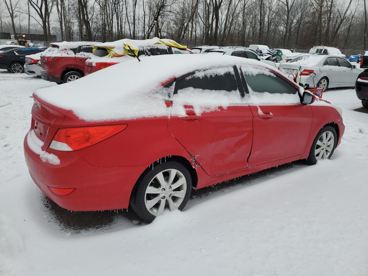 2013 HYUNDAI ACCENT