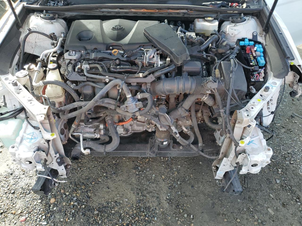 2019 TOYOTA CAMRY