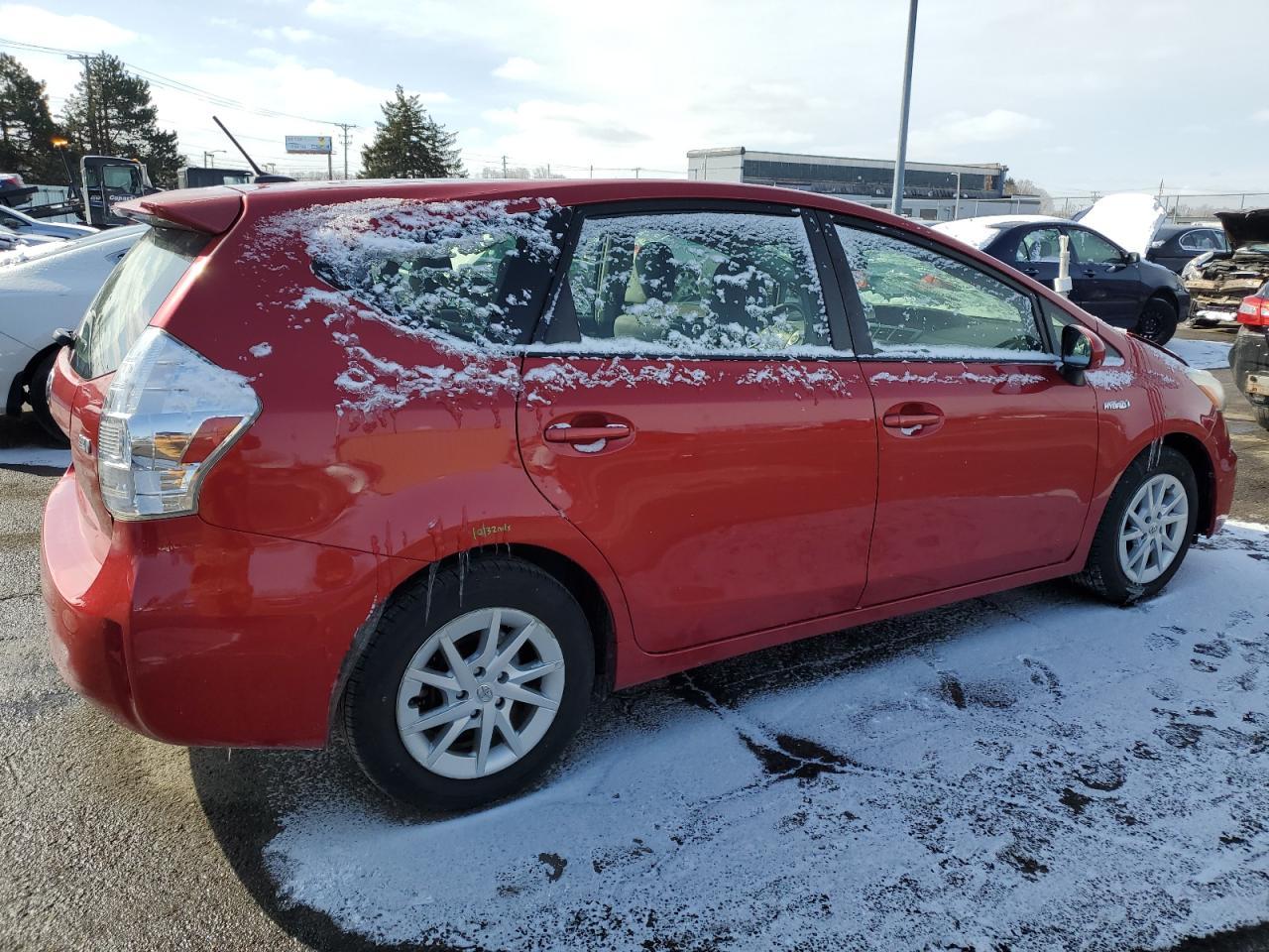 2012 TOYOTA PRIUS V