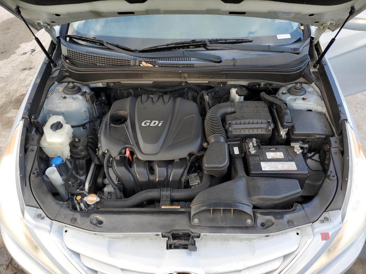 2011 HYUNDAI SONATA