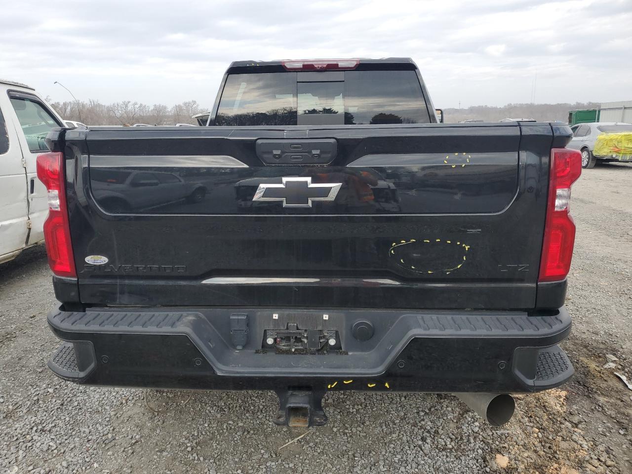 2024 CHEVROLET Silverado