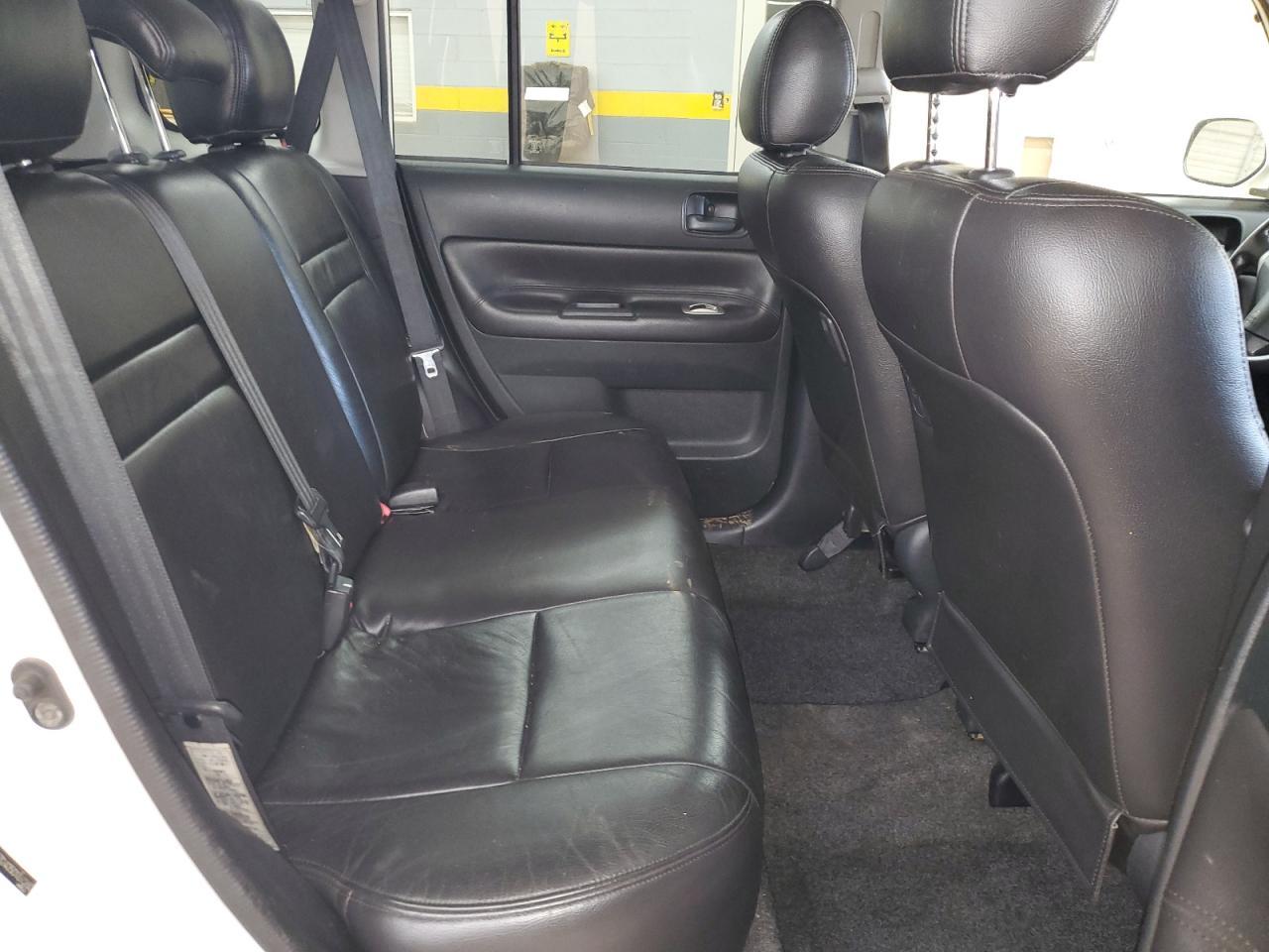 2005 TOYOTA SCION