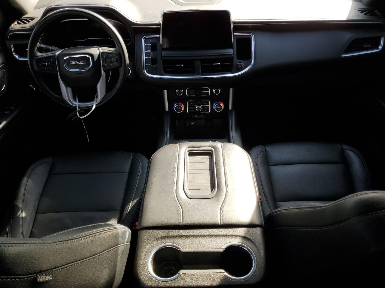 2023 GMC Yukon