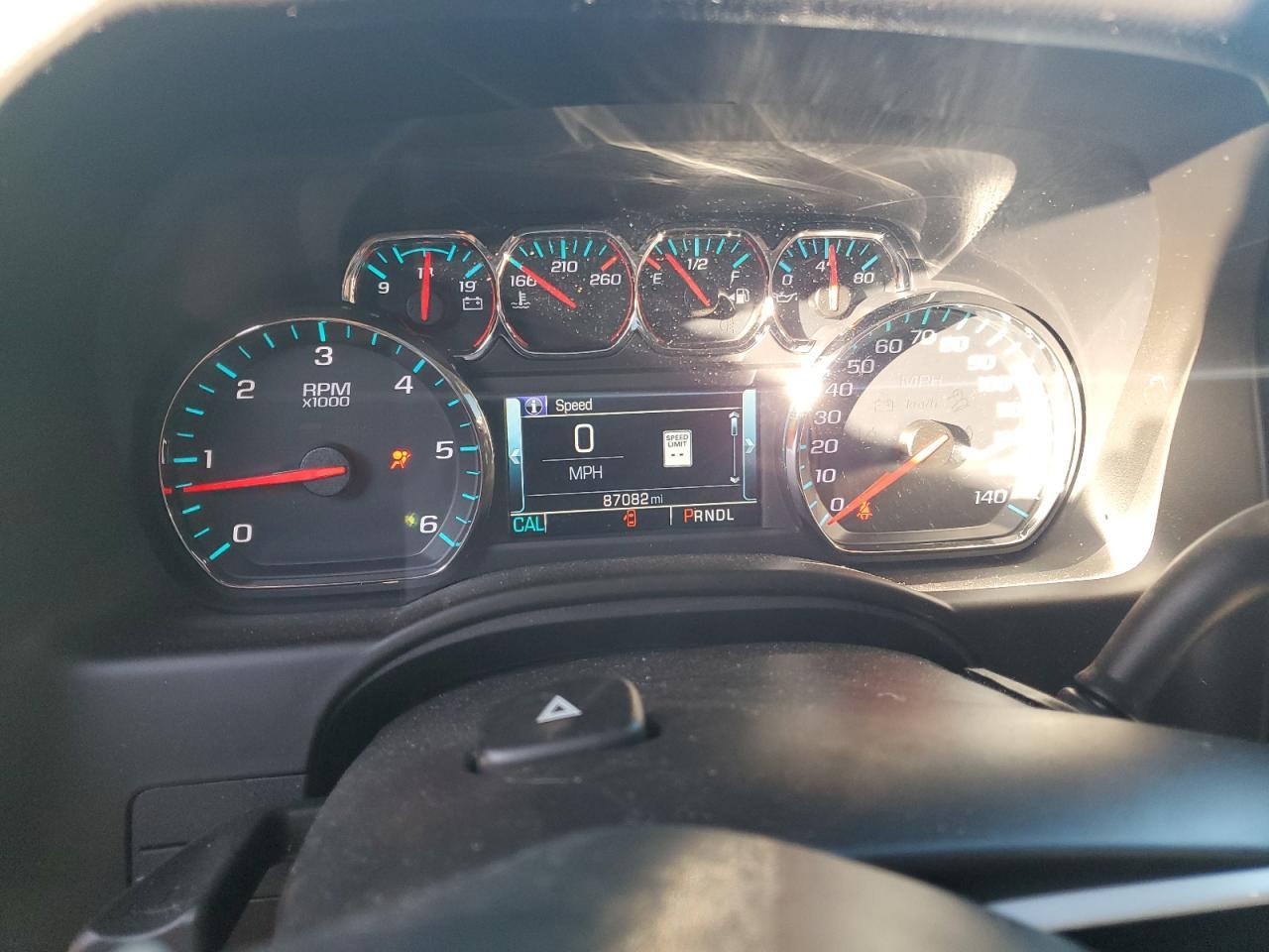 2017 CHEVROLET Suburban