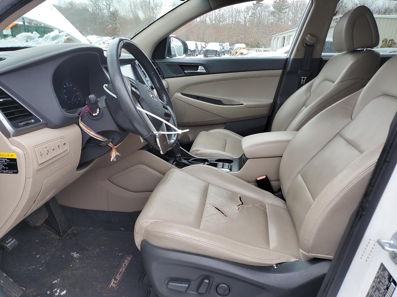 2016 HYUNDAI TUCSON