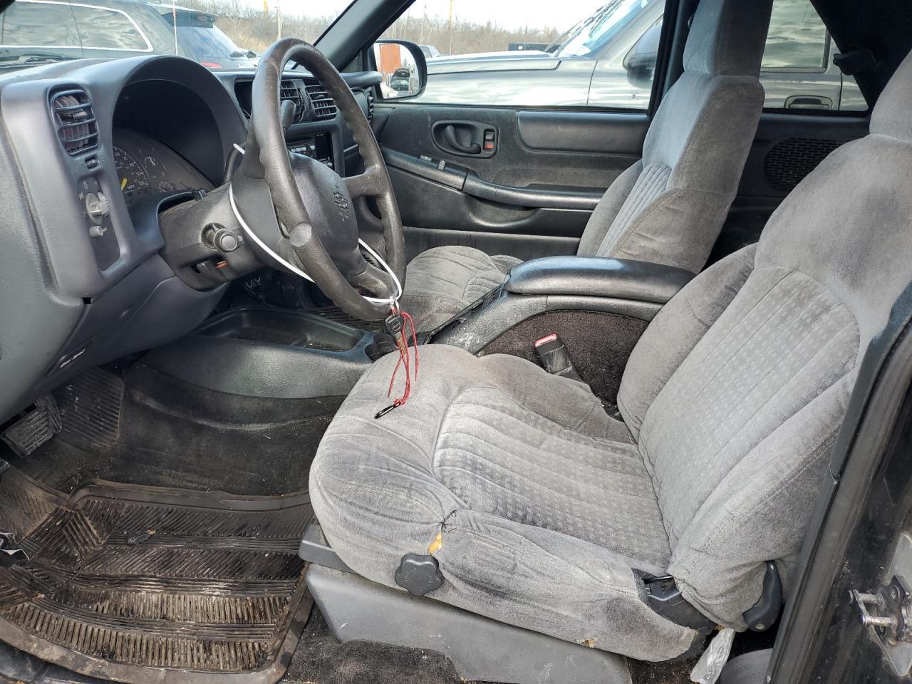 2001 CHEVROLET BLAZER