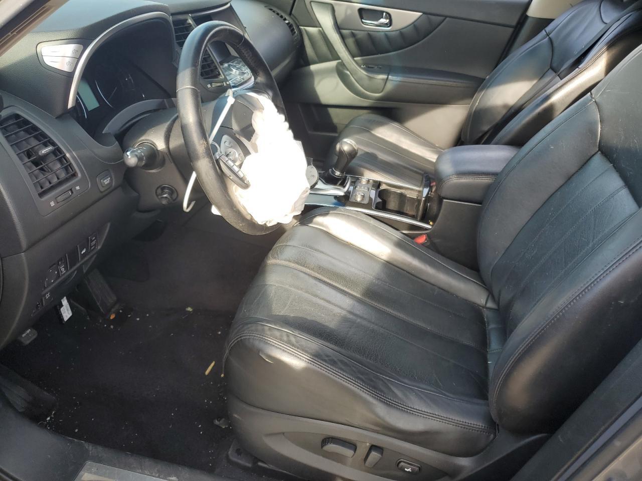 2012 INFINITI FX35