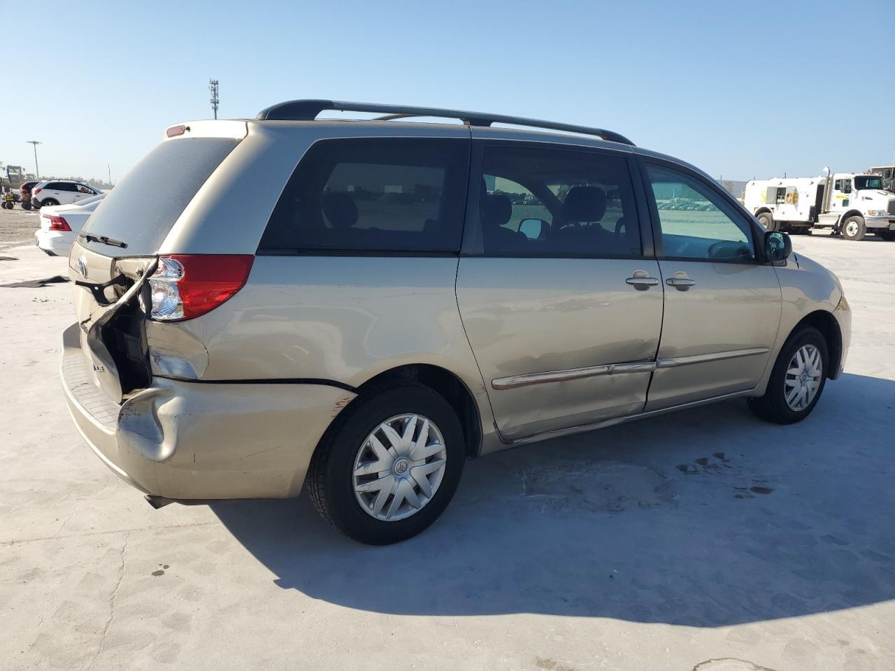 2006 TOYOTA SIENNA