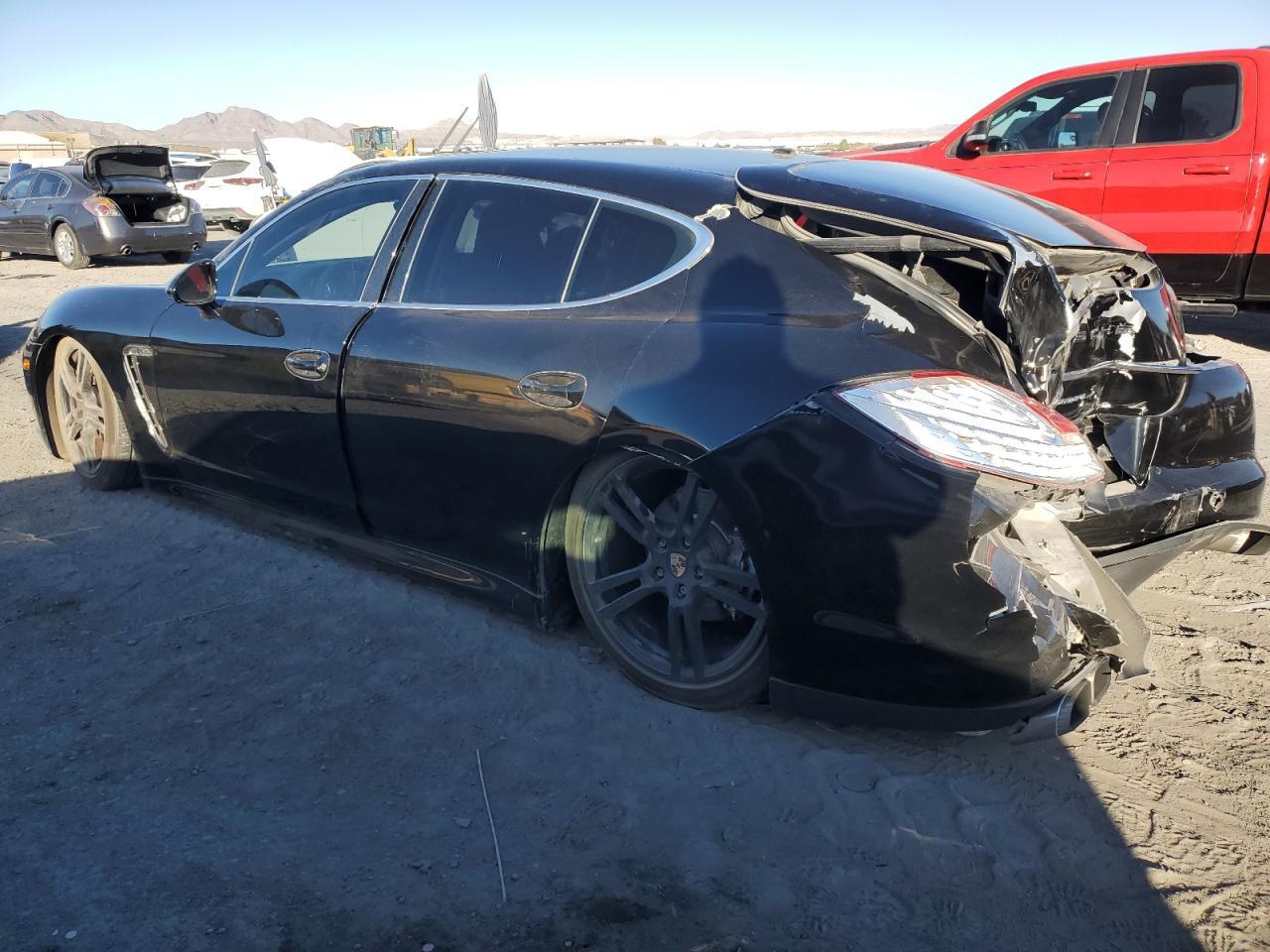 2010 PORSCHE Panamera