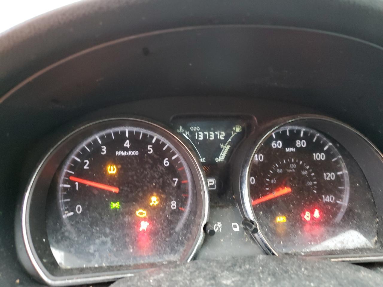 2017 NISSAN VERSA