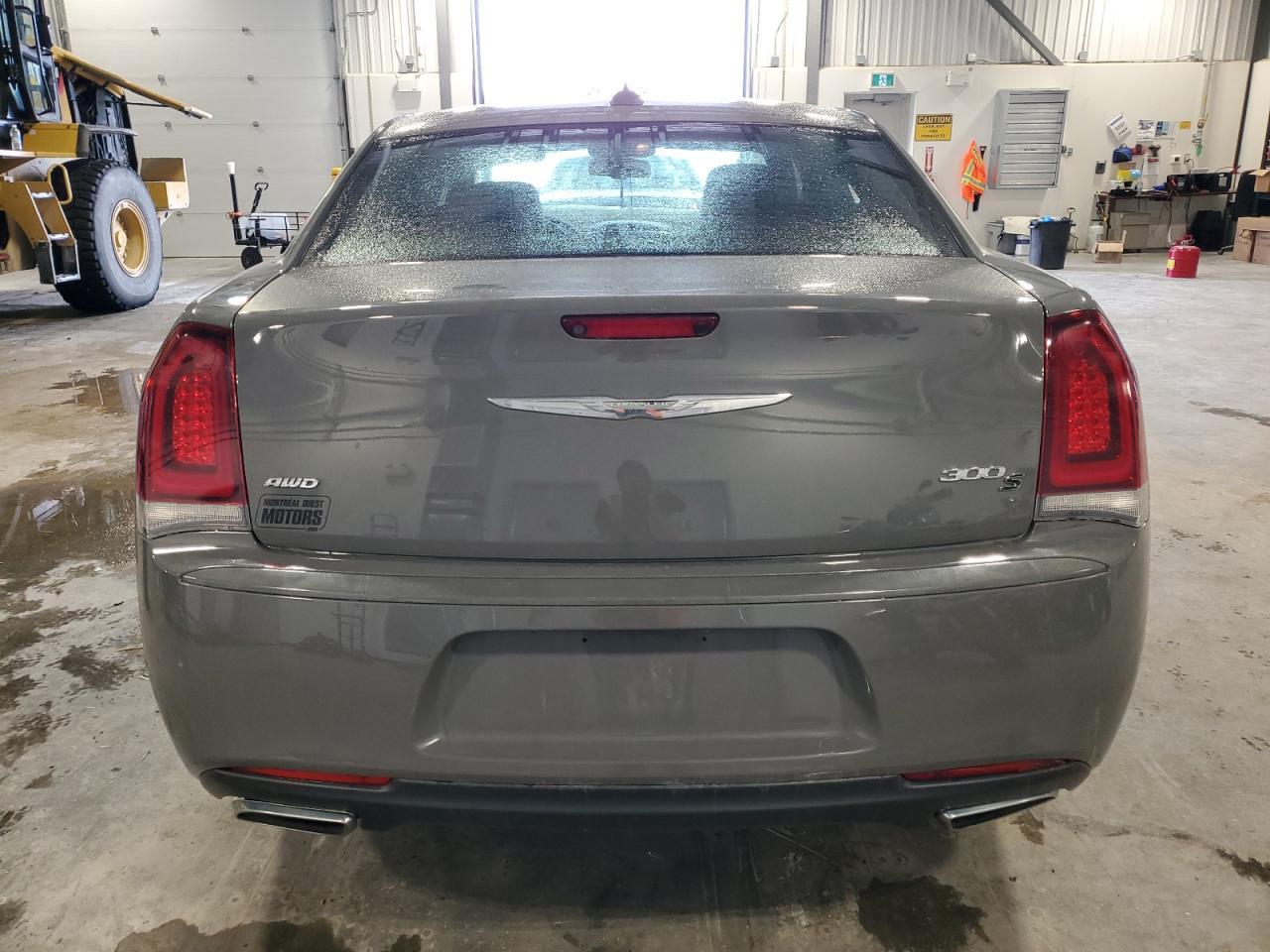 2018 CHRYSLER 300
