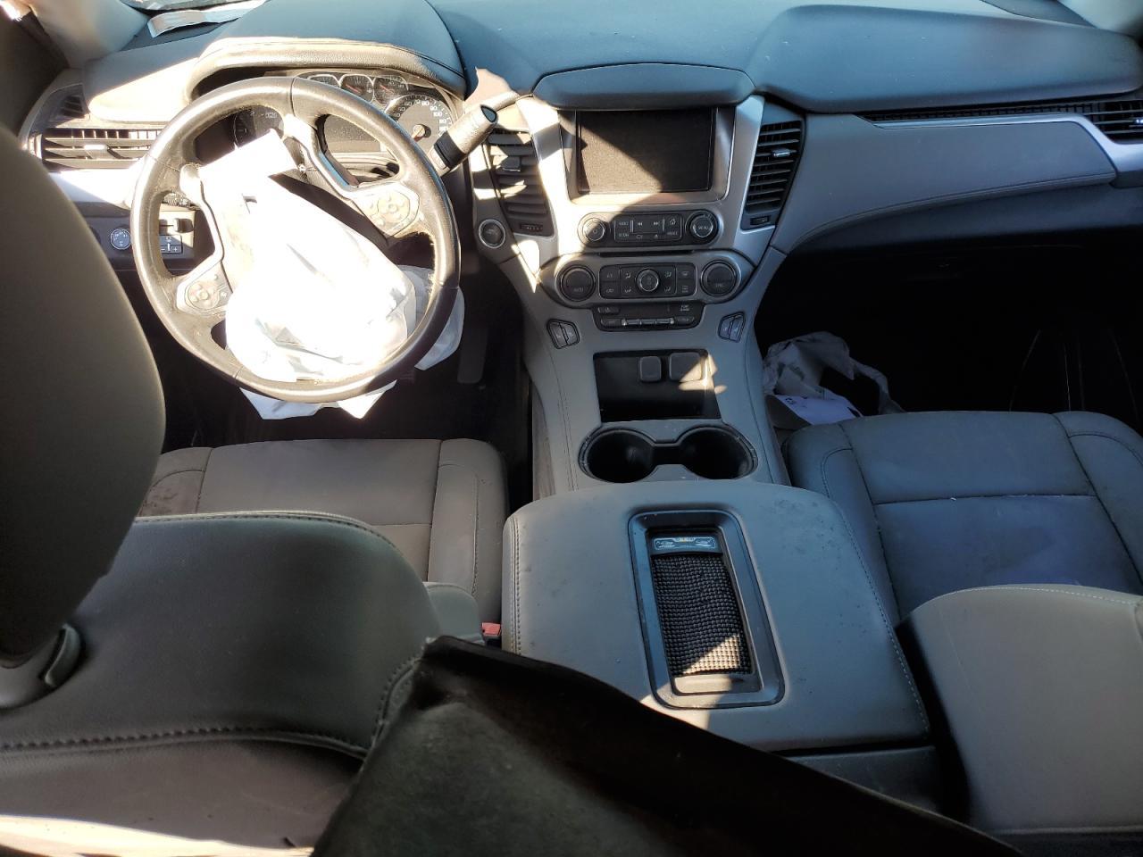 2016 CHEVROLET Suburban