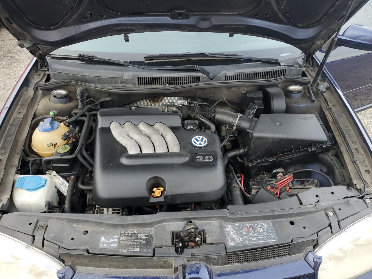 2002 VOLKSWAGEN GOLF