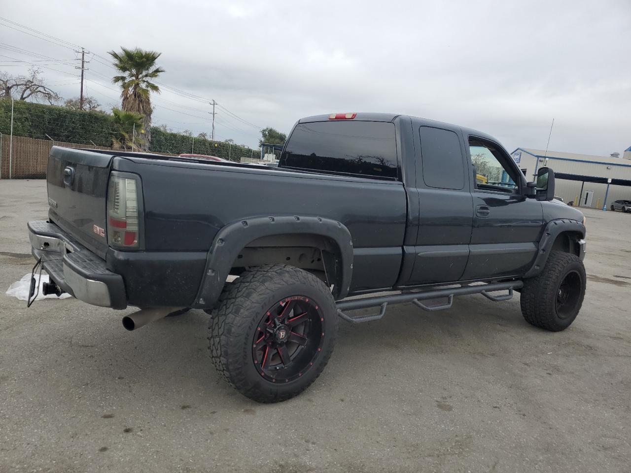 2005 GMC Sierra
