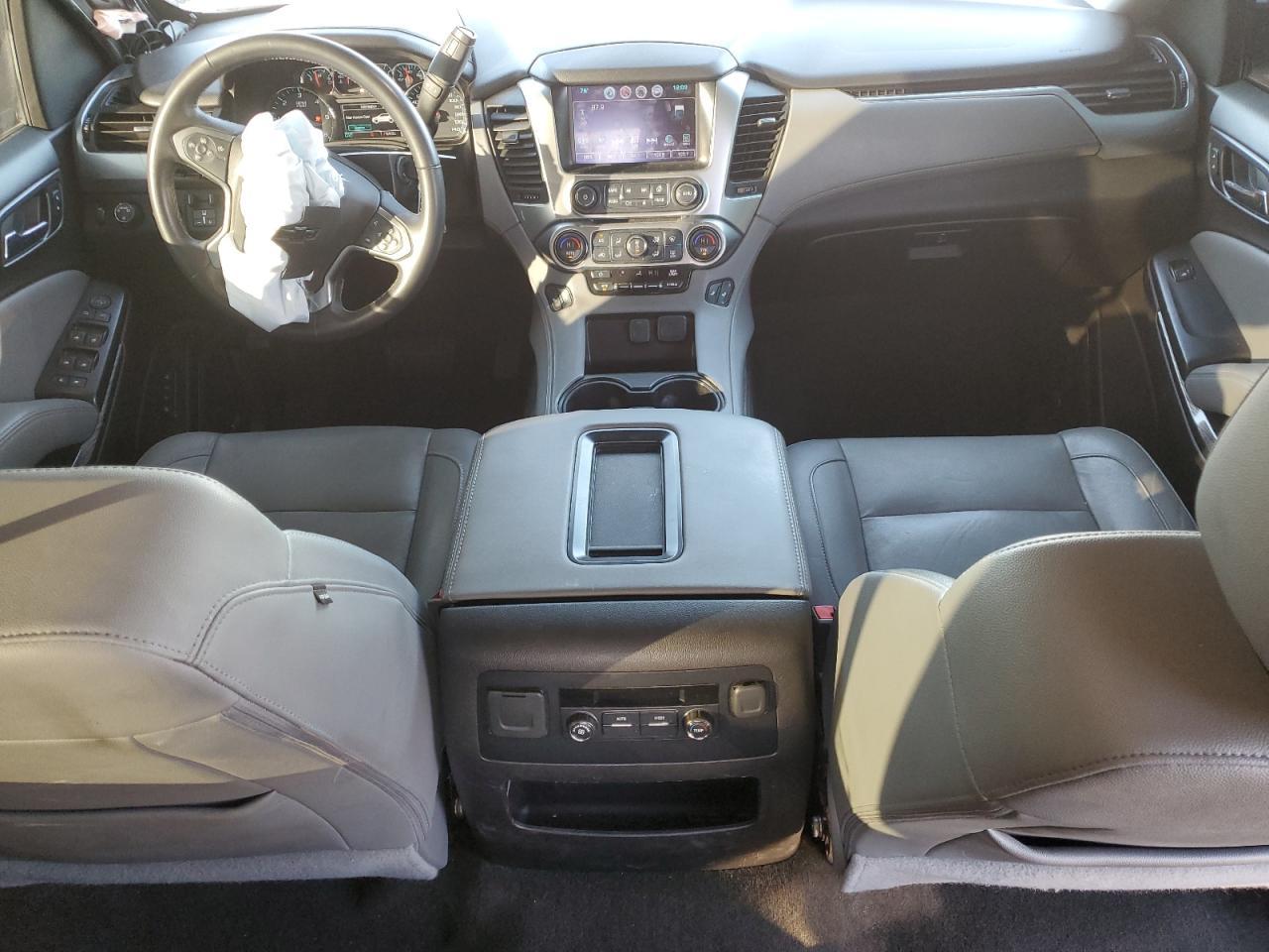 2017 CHEVROLET Suburban