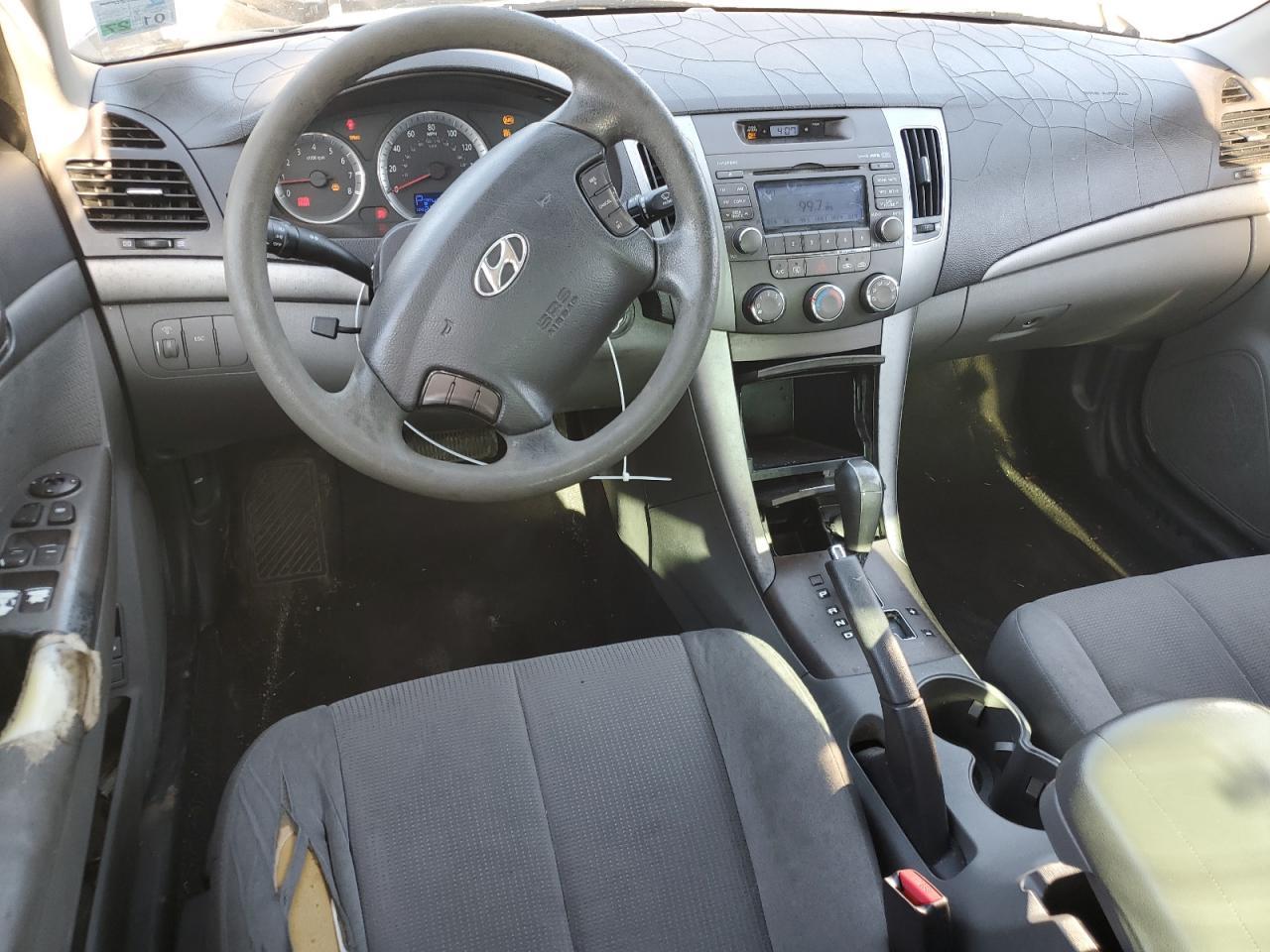 2010 HYUNDAI SONATA