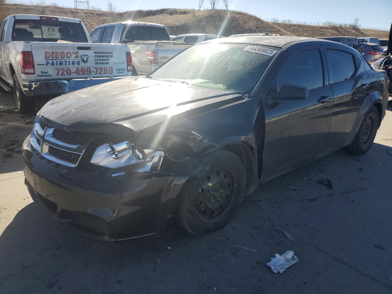 2014 DODGE Avenger