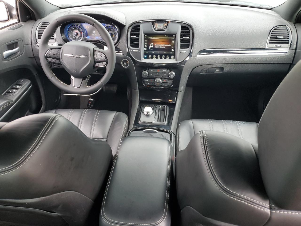 2023 CHRYSLER 300