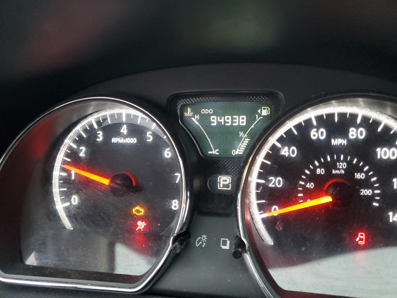 2018 NISSAN VERSA
