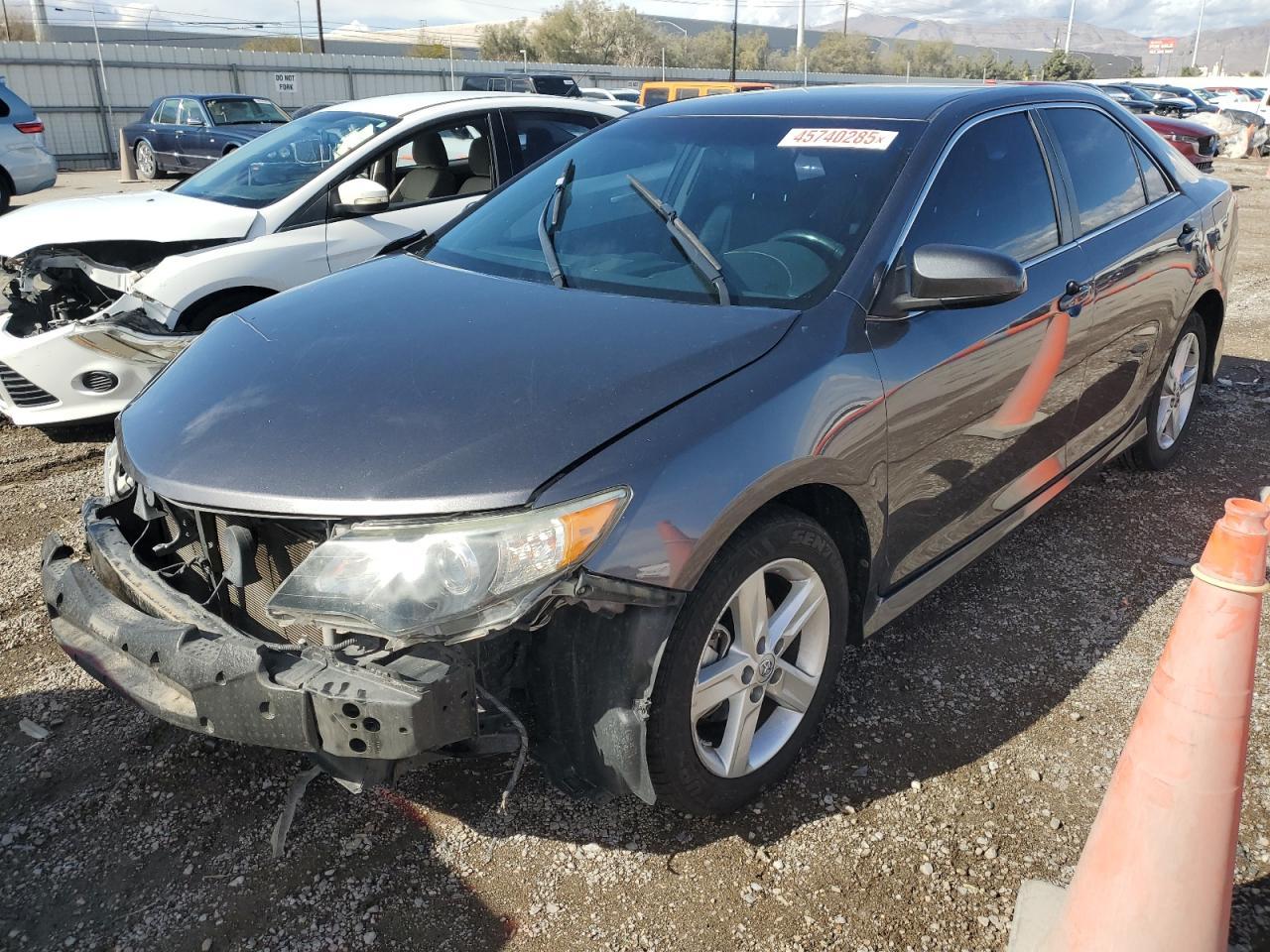 2014 TOYOTA CAMRY