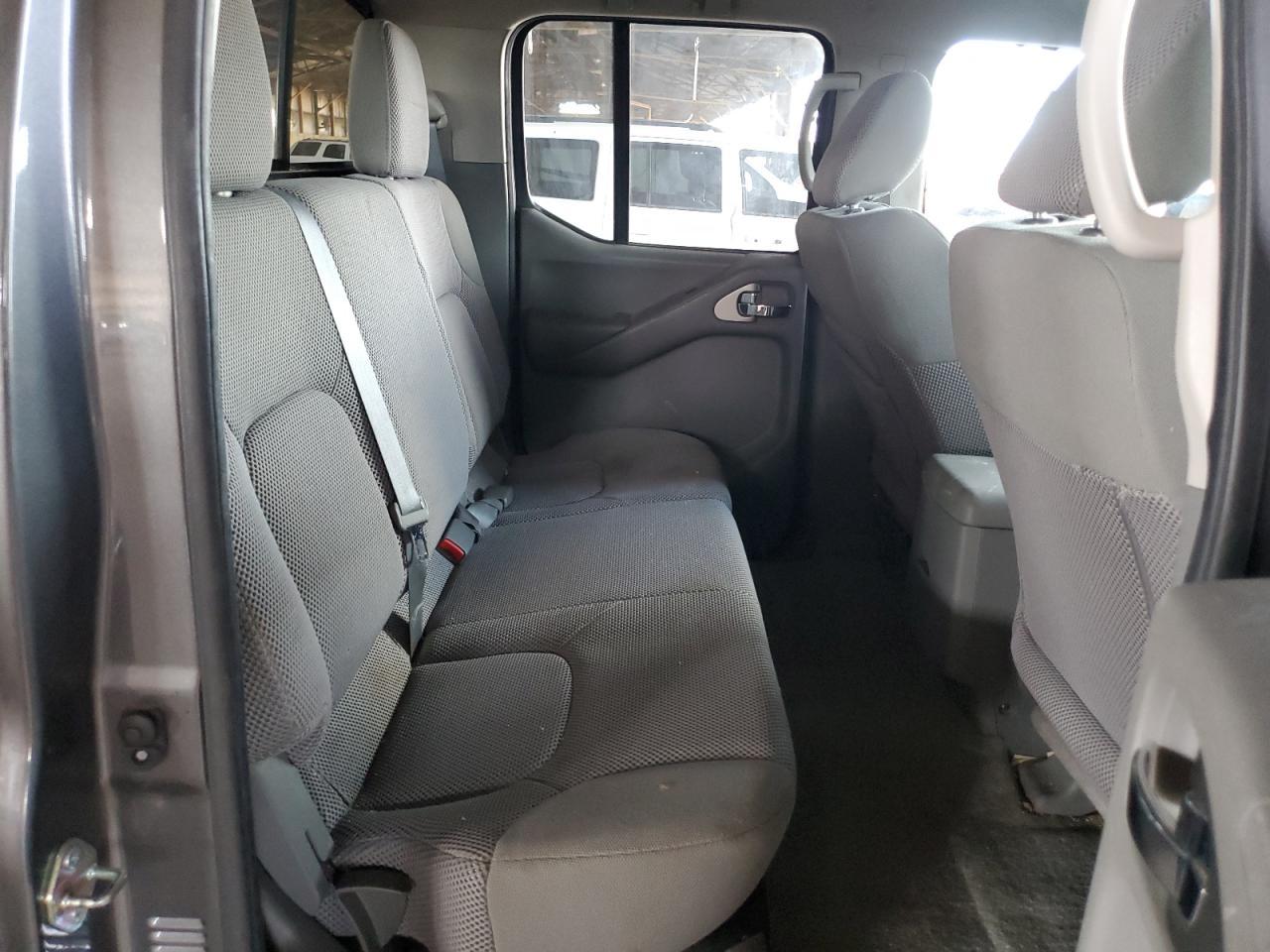 2017 NISSAN Frontier