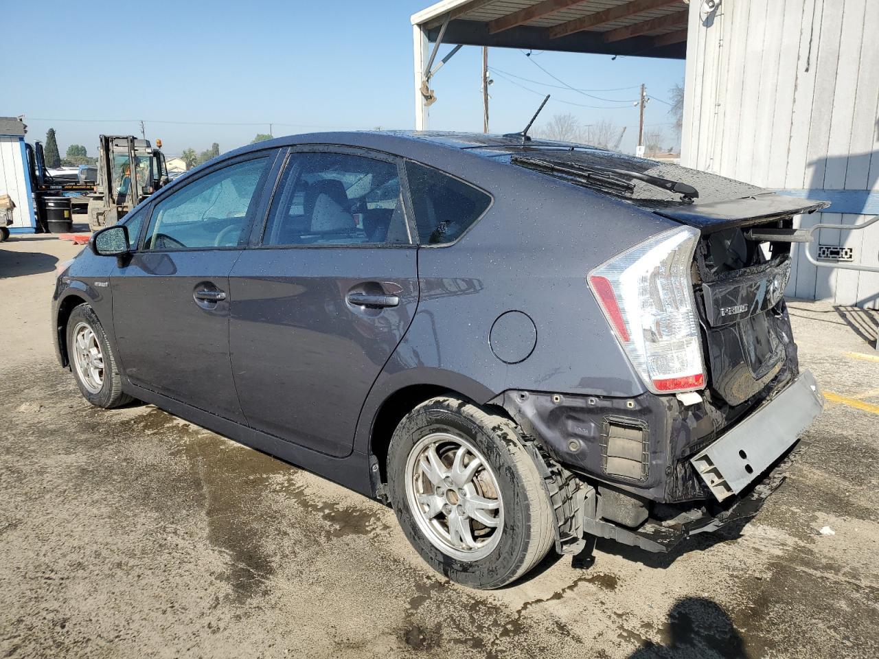 2011 TOYOTA PRIUS