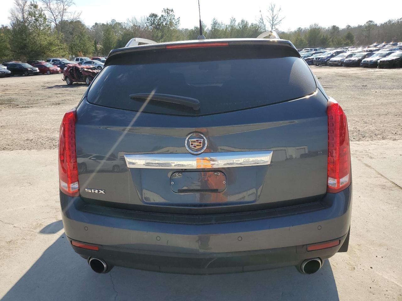 2011 CADILLAC SRX