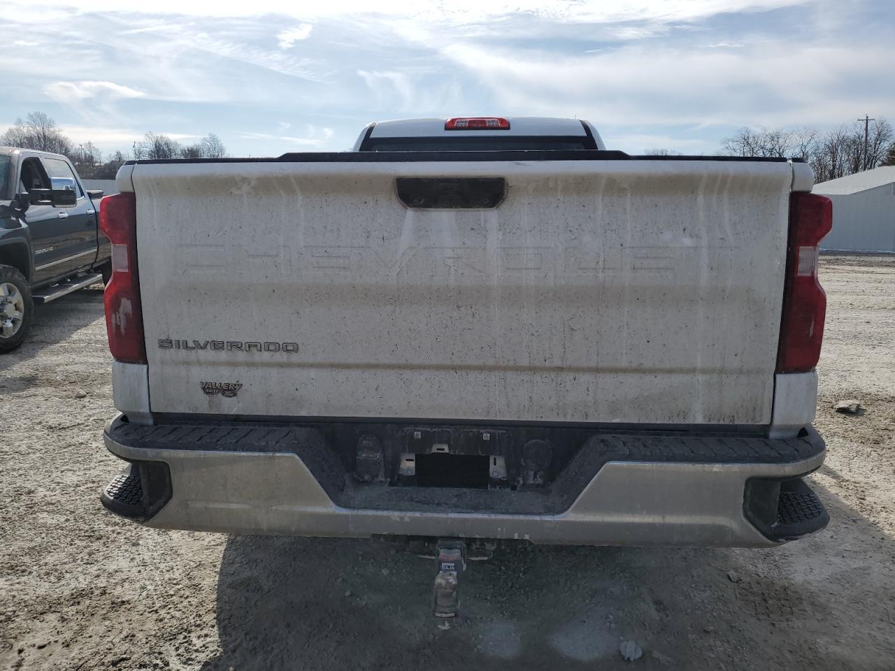 2023 CHEVROLET Silverado