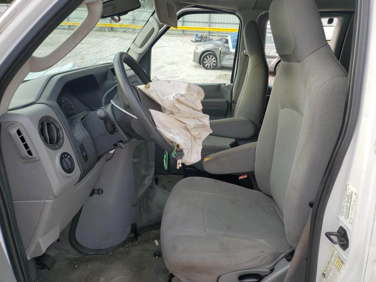2013 FORD ECONOLINE