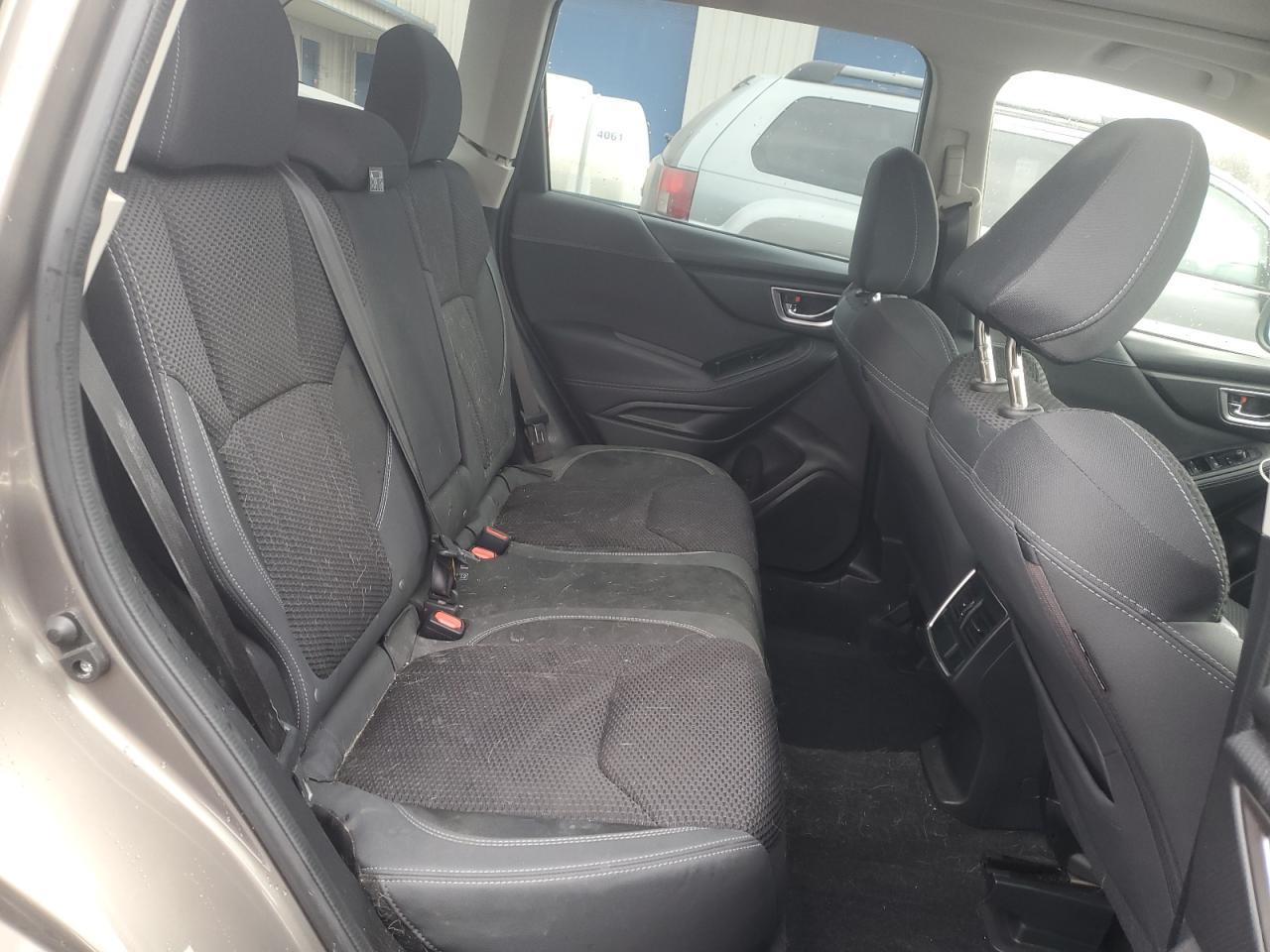 2021 SUBARU FORESTER
