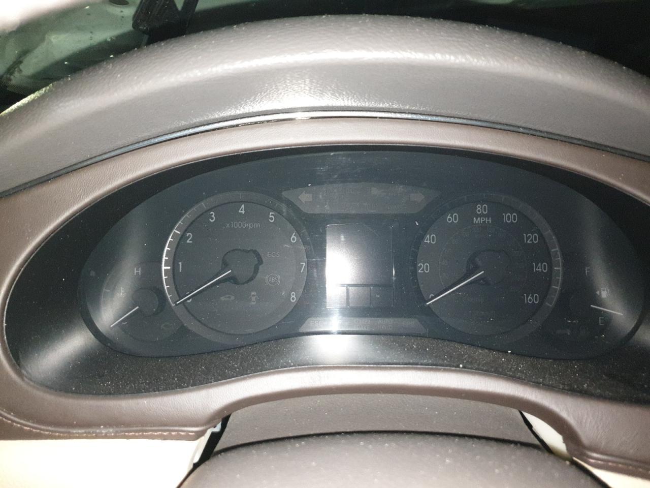 2010 HYUNDAI GENESIS