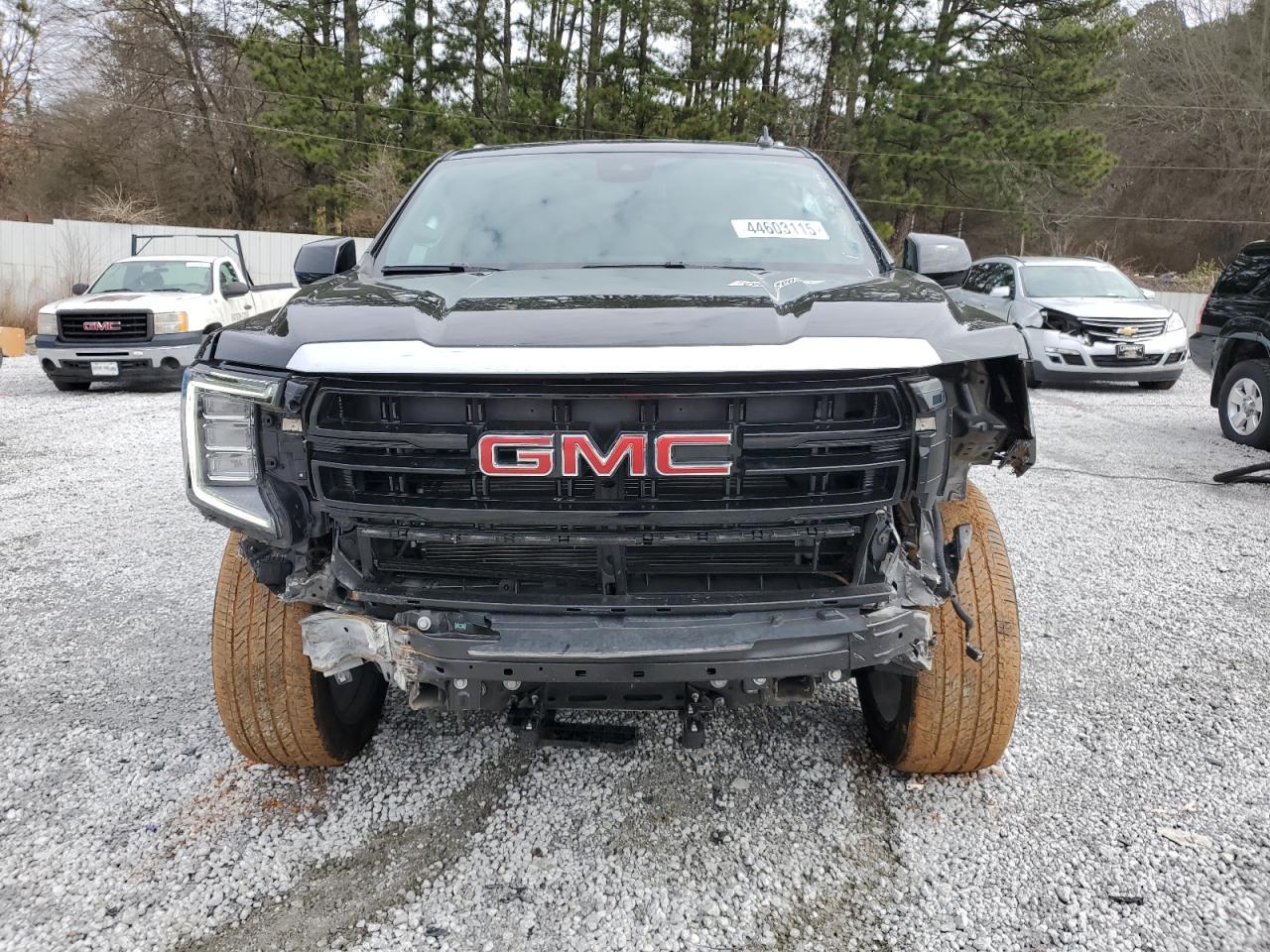 2023 GMC Yukon