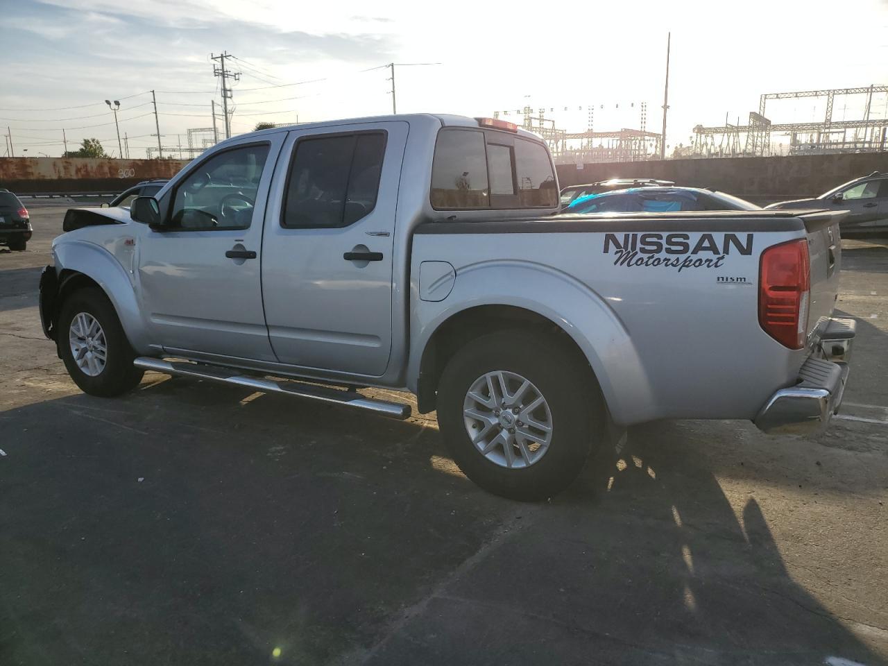 2016 NISSAN Frontier
