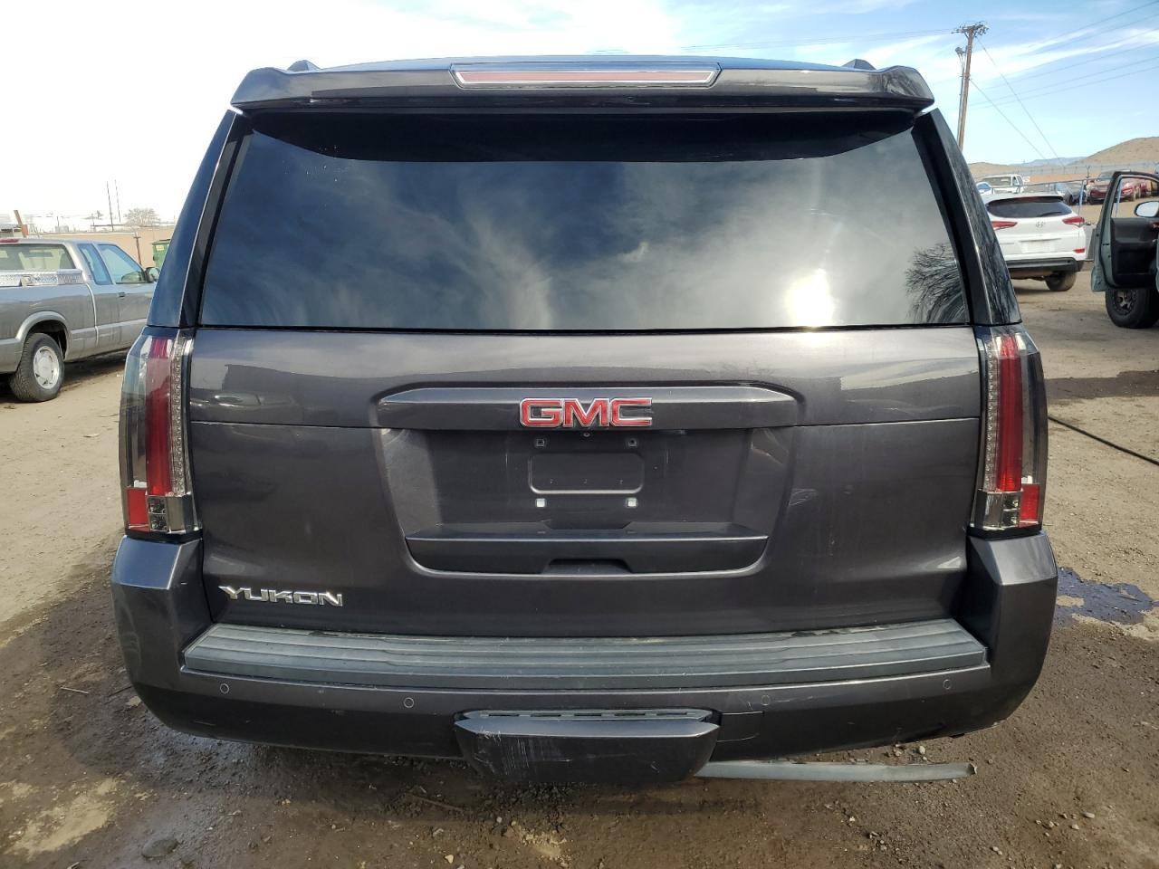 2015 GMC Yukon