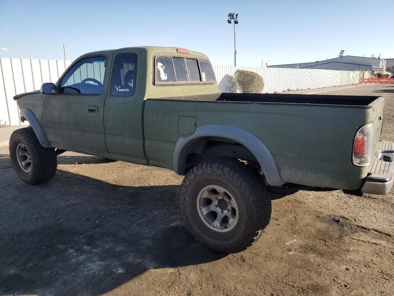 2001 TOYOTA TACOMA