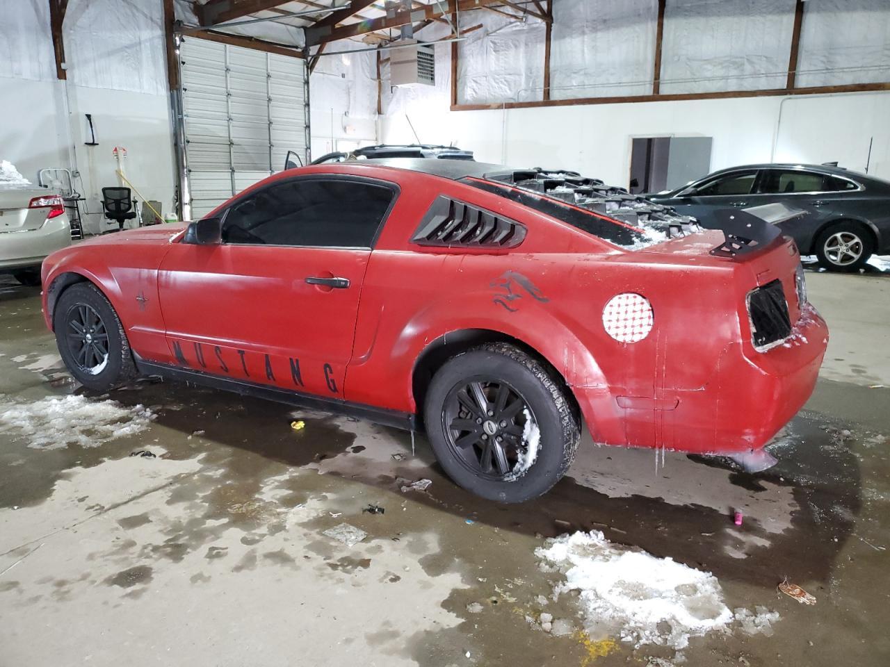 2005 FORD MUSTANG
