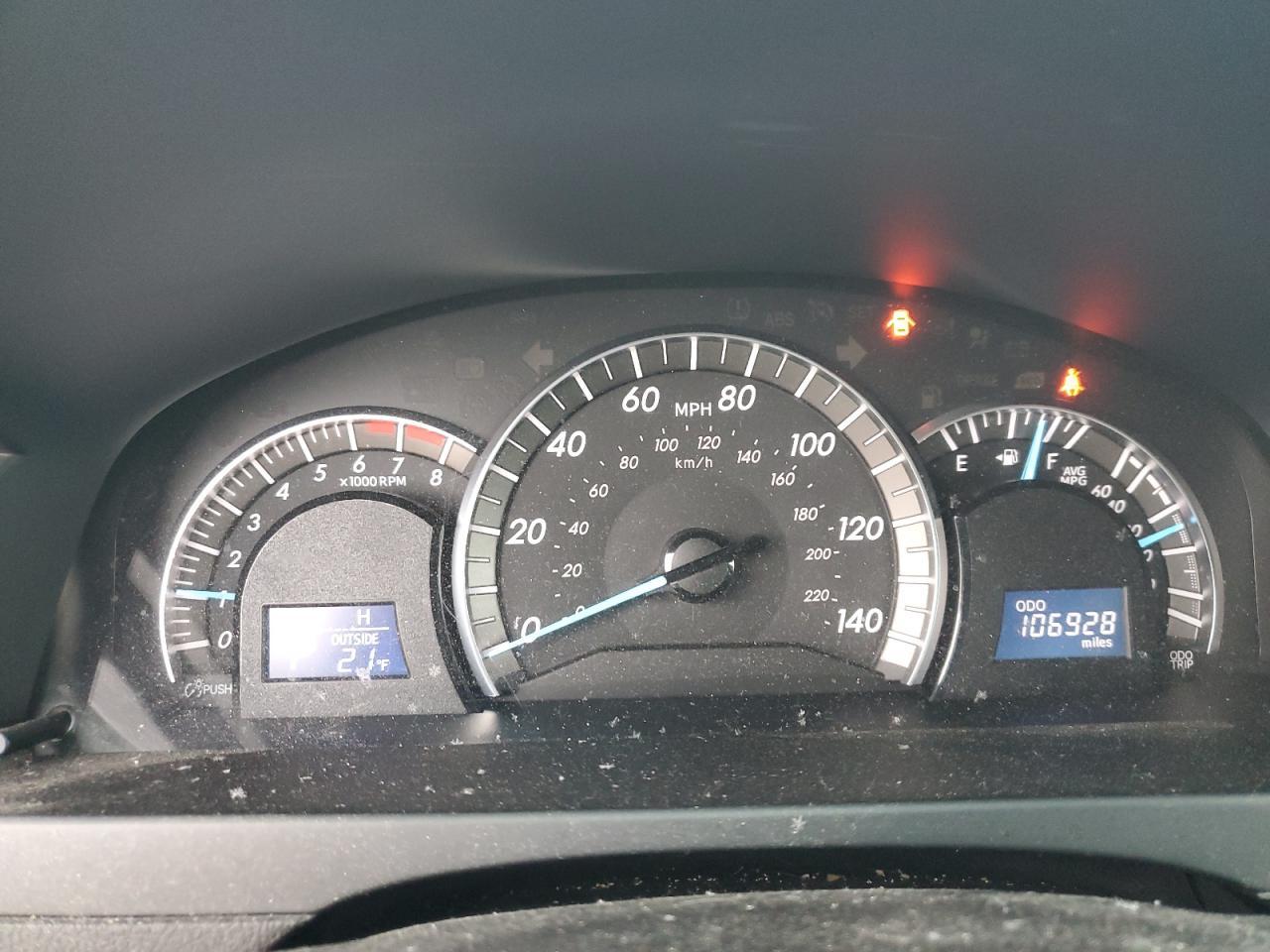 2014 TOYOTA CAMRY