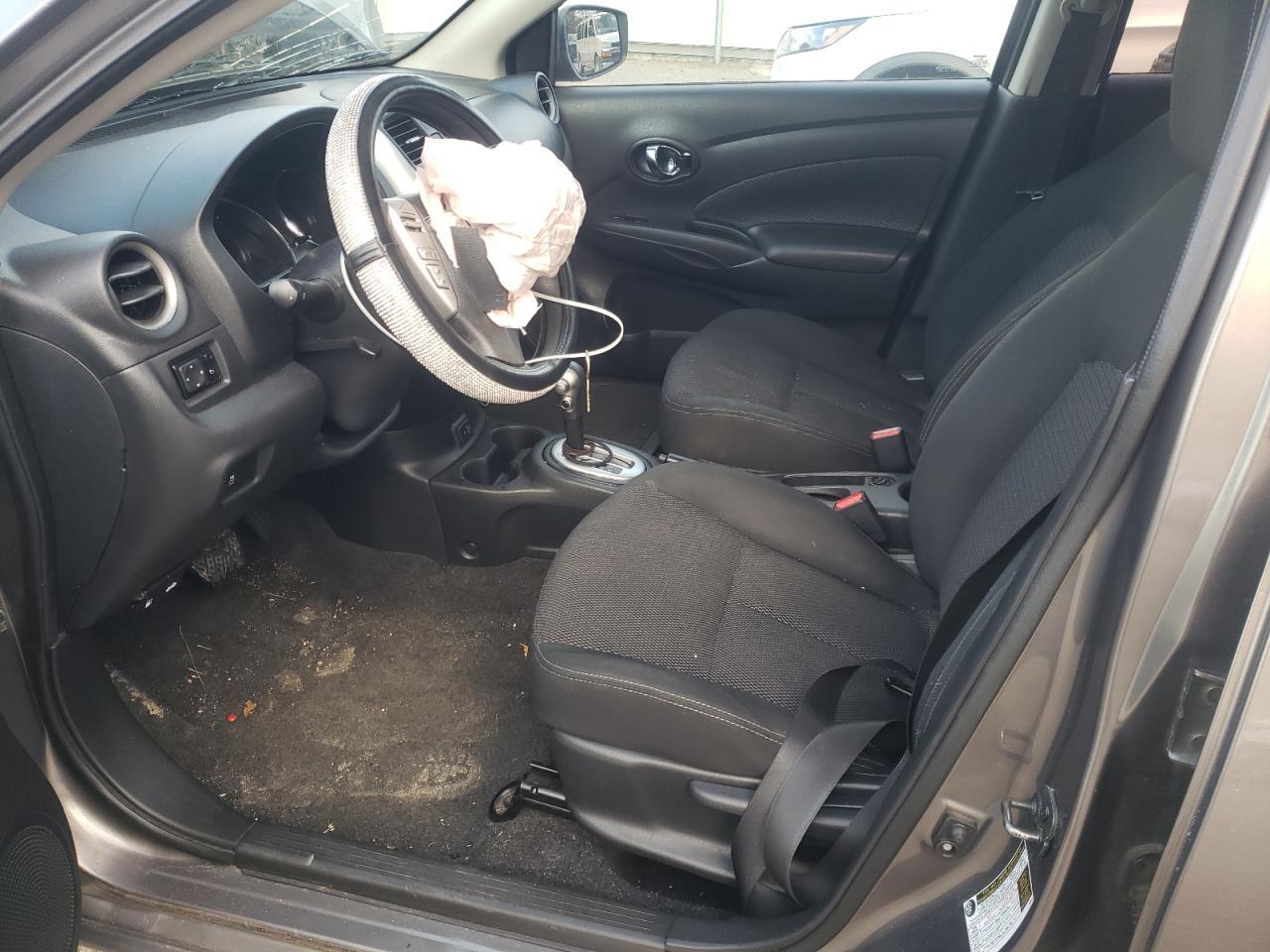2017 NISSAN VERSA