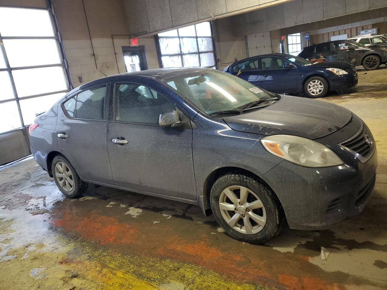2014 NISSAN VERSA