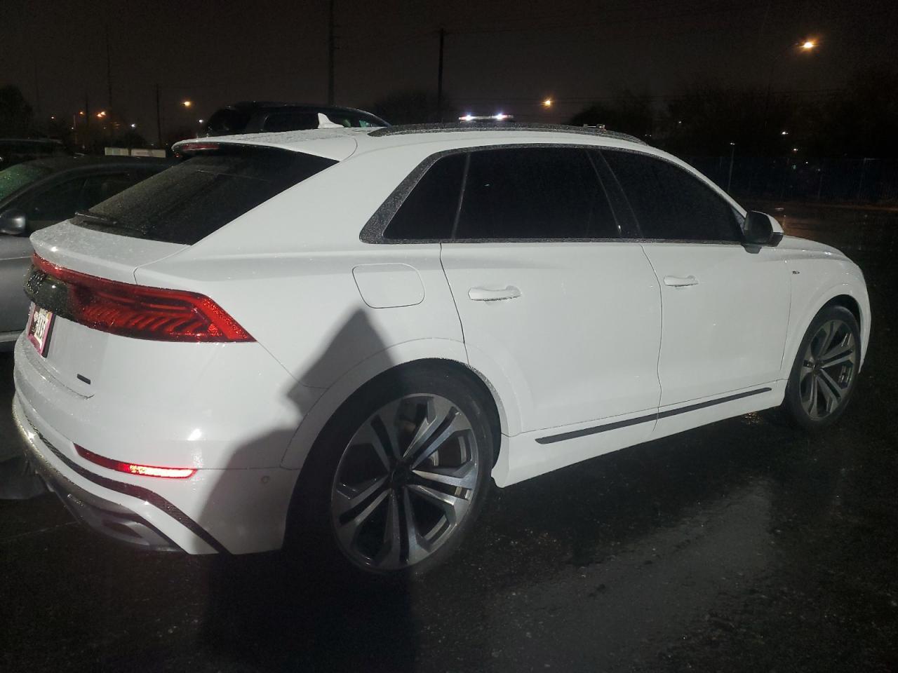 2021 AUDI Q8