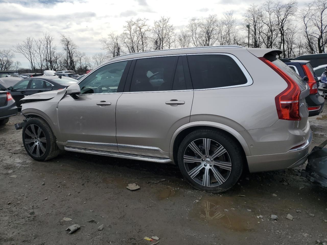 2024 VOLVO XC90