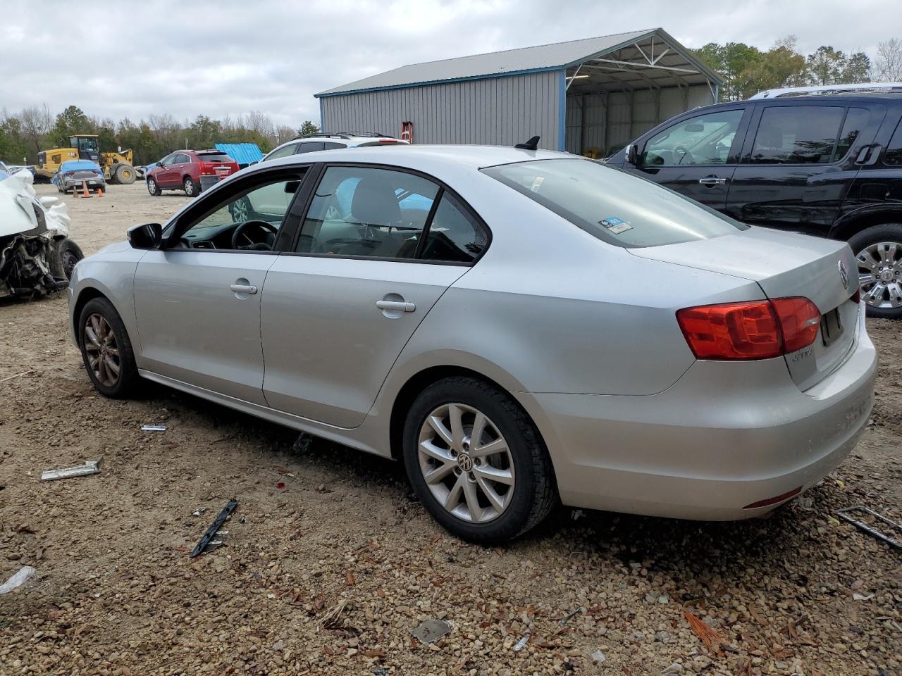 2011 VOLKSWAGEN JETTA