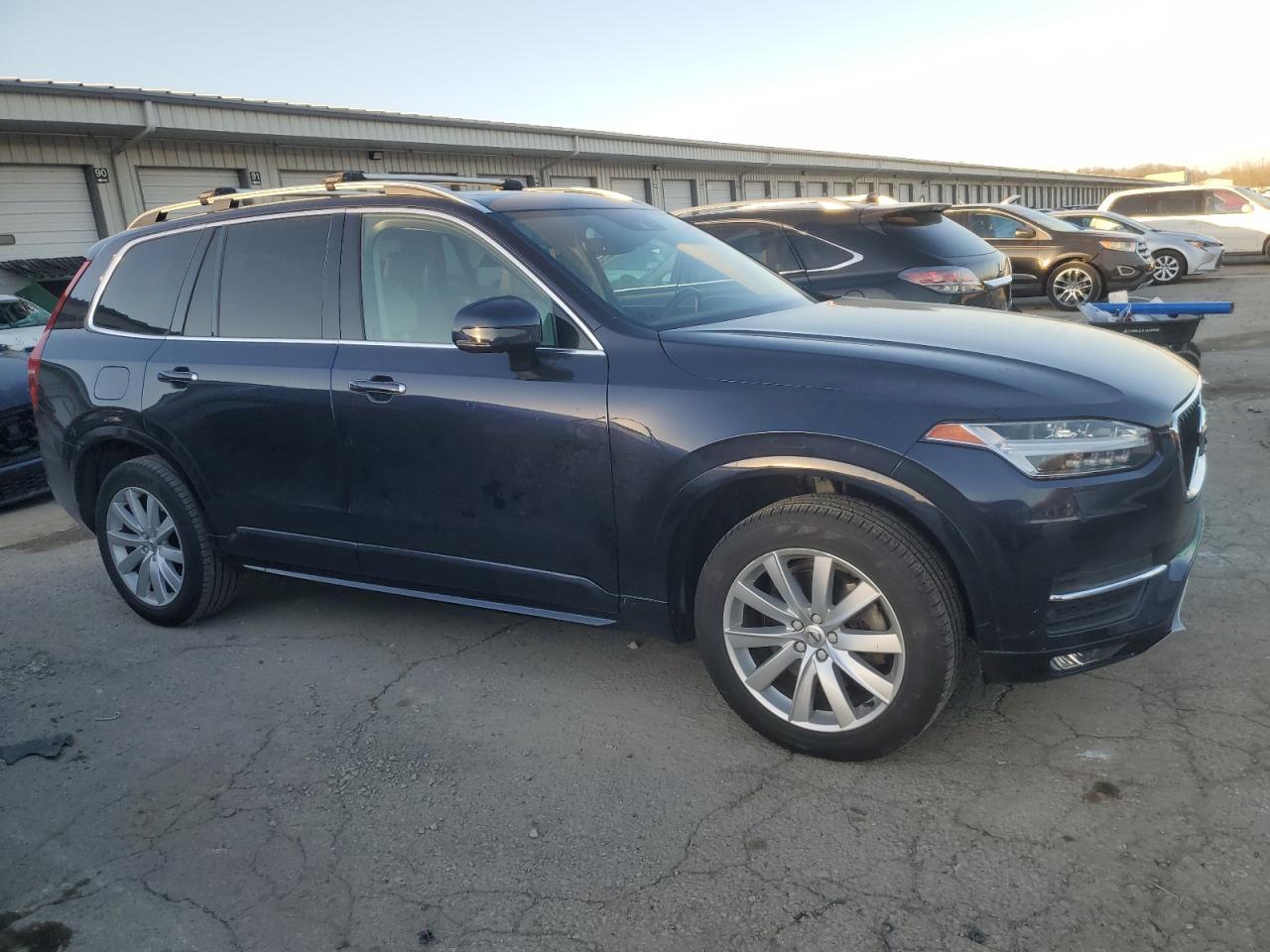 2016 VOLVO XC90
