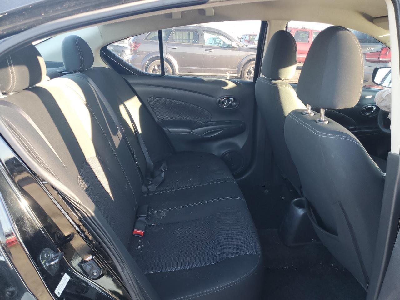 2018 NISSAN VERSA