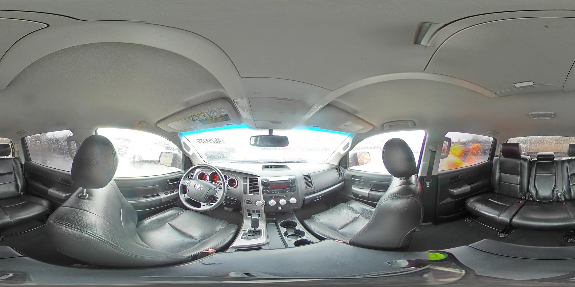 2011 TOYOTA TUNDRA