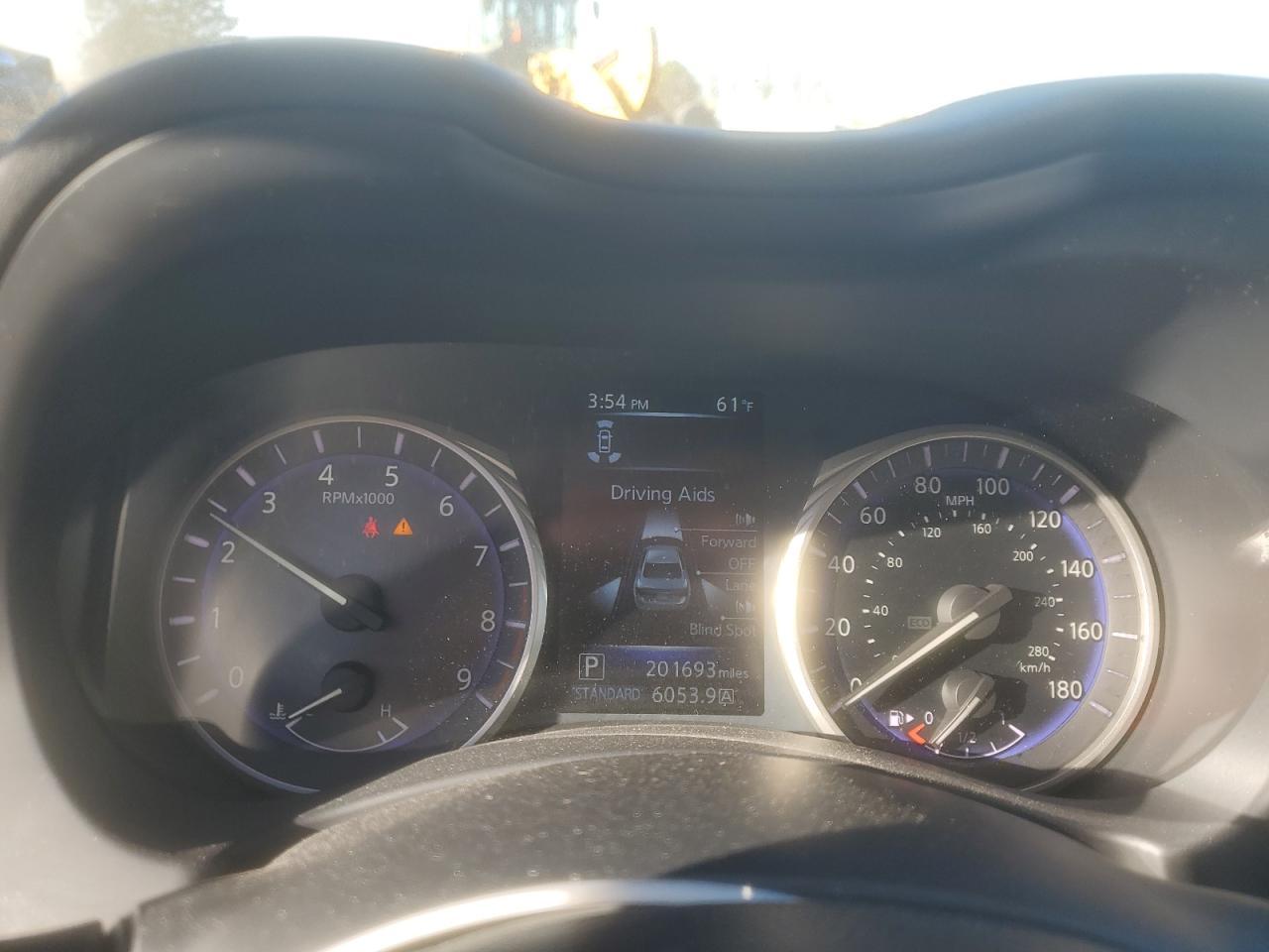 2014 INFINITI Q50
