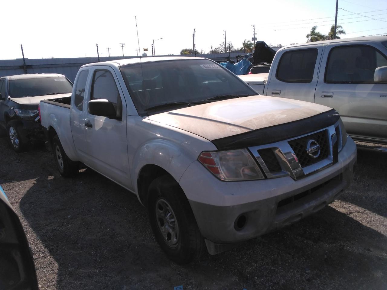 2015 NISSAN Frontier