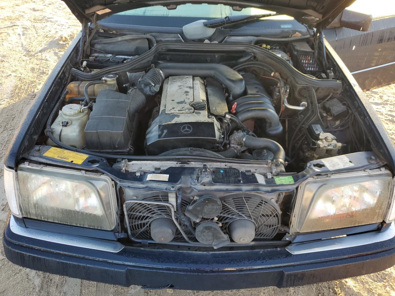 1994 MERCEDES-BENZ E-Class
