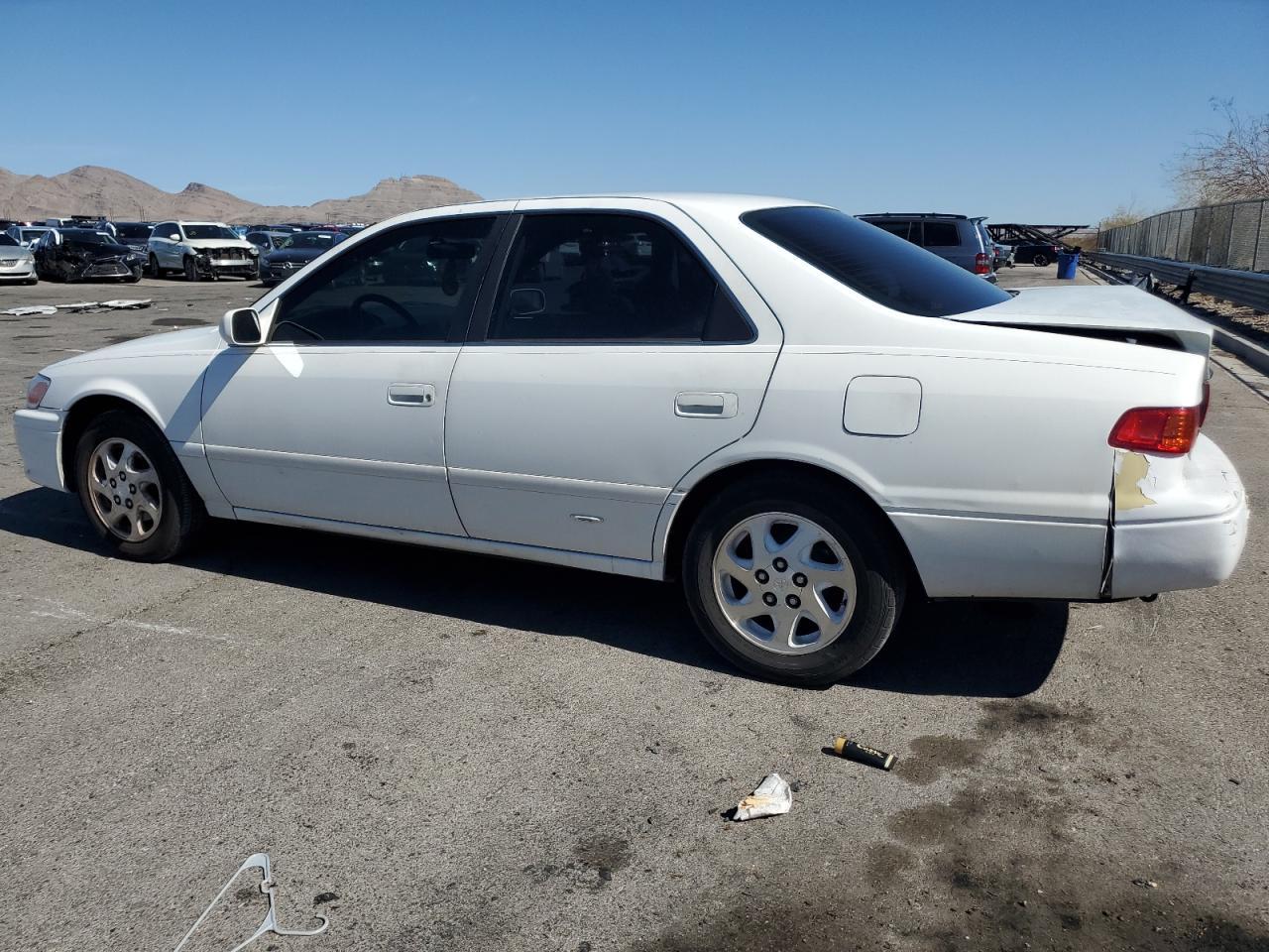 2000 TOYOTA CAMRY