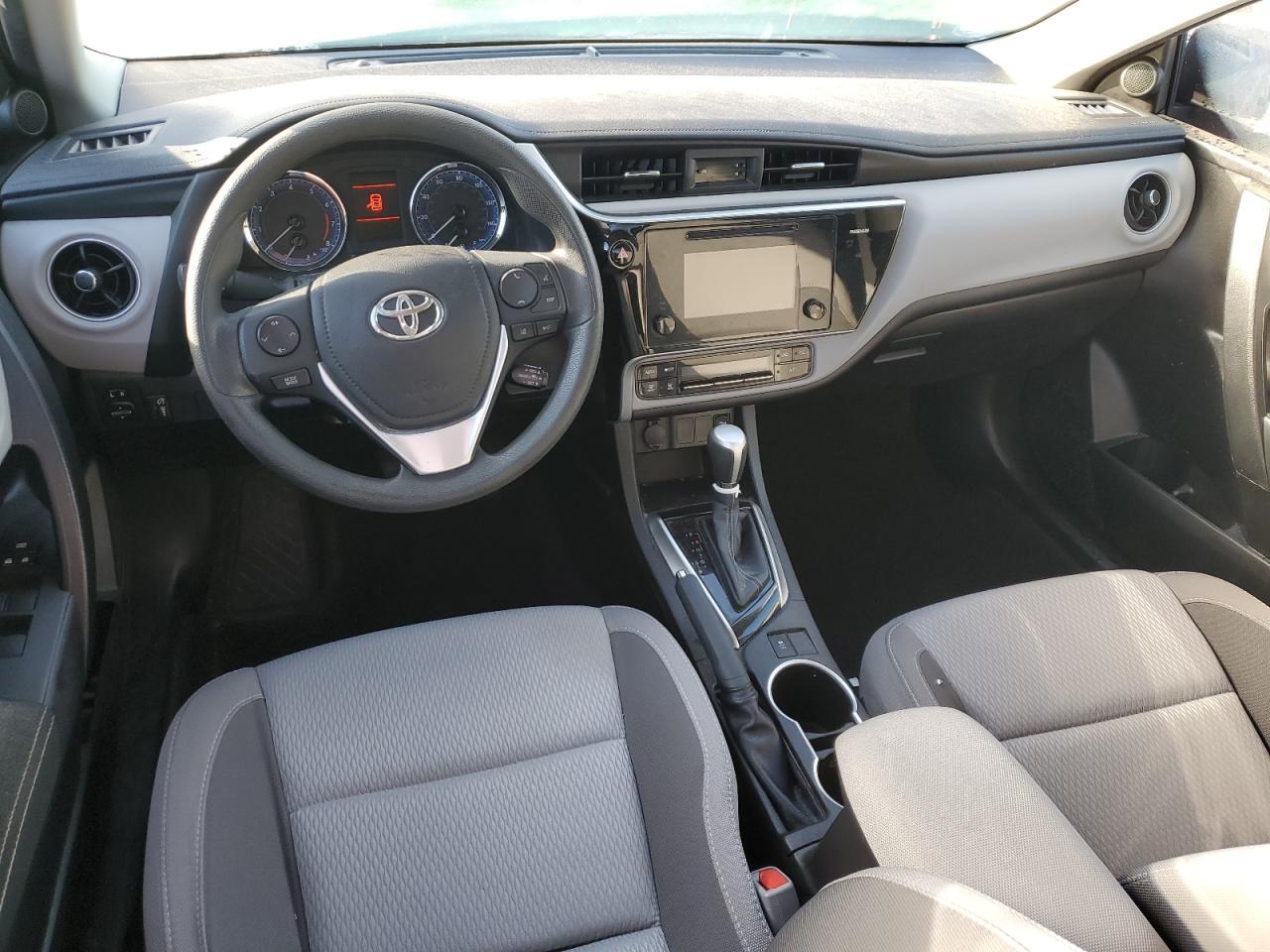 2017 TOYOTA COROLLA